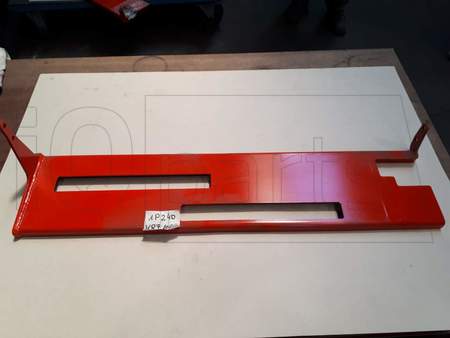 BLECH SCHUTZBLECH GESCHW.